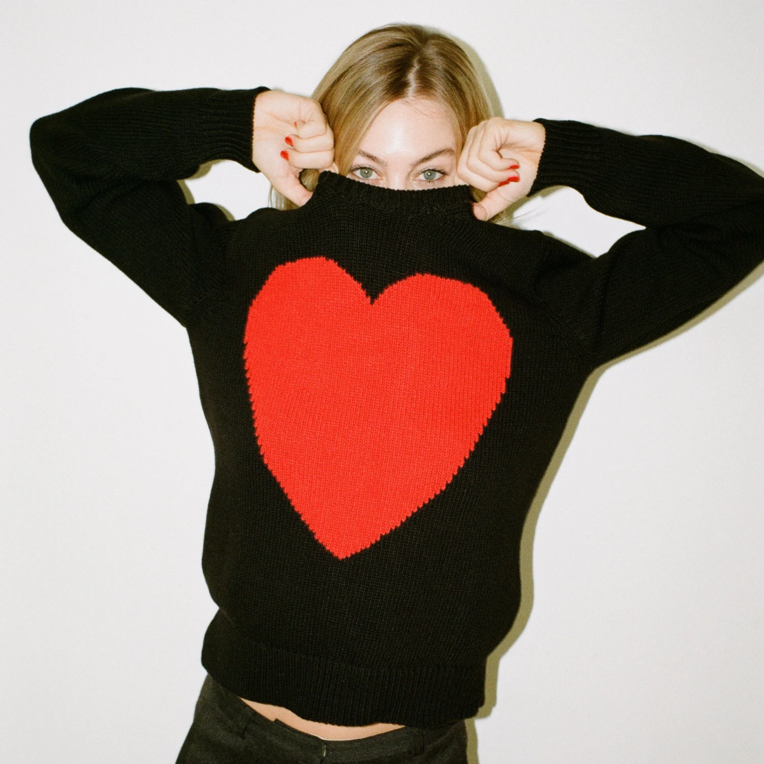 Gyles & George Women's Heart Sweater - Image 5