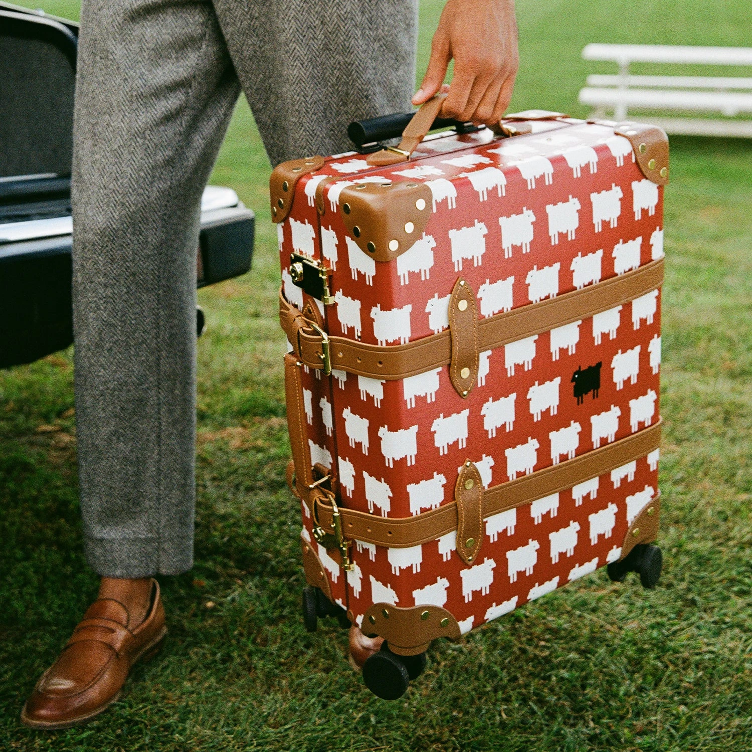 Warm & Wonderful X Globe-Trotter Carry-On - Image 7