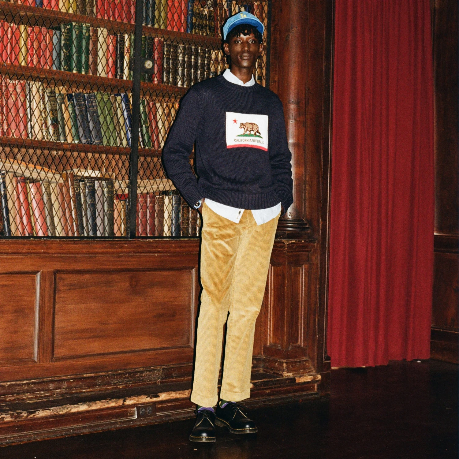 Men's Ultra Wide-Wale Corduroy Trousers - Image 9